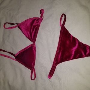 Iheartraves velvet bikini top and thong bottoms